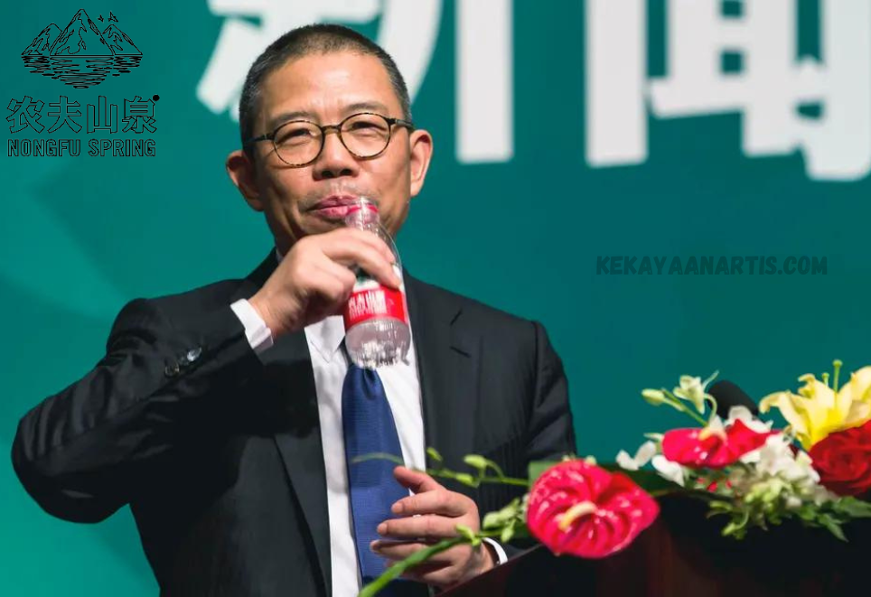 Zhong Shanshan, Orang Terkaya Di China Pengusaha Air Minum